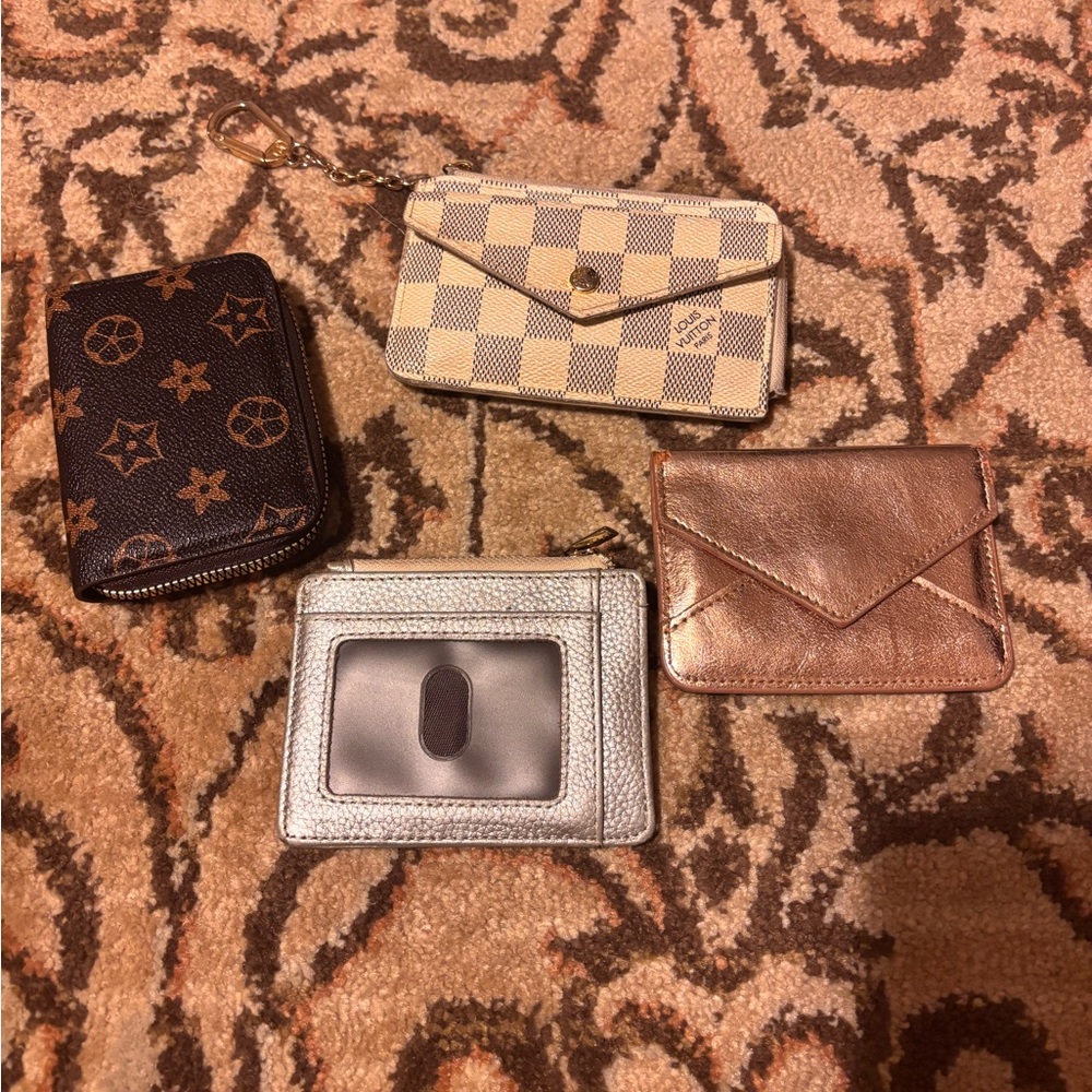 4 used various mini wallets car holders